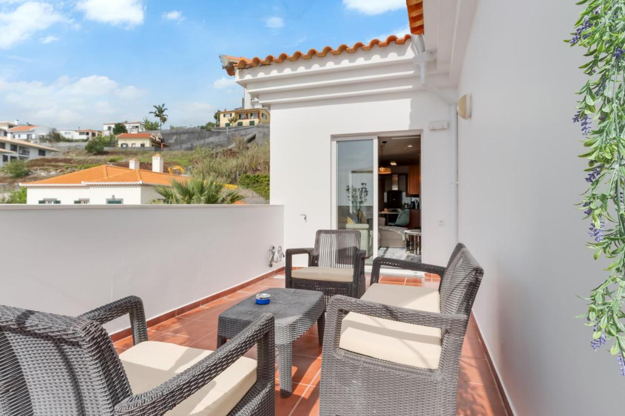 Cozy Penthouse By Holiday Rental Madeira Caniço Dış mekan fotoğraf