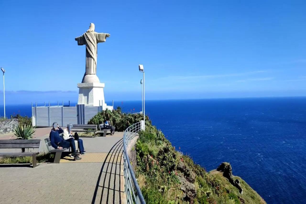 Cozy Penthouse By Holiday Rental Madeira Caniço Dış mekan fotoğraf
